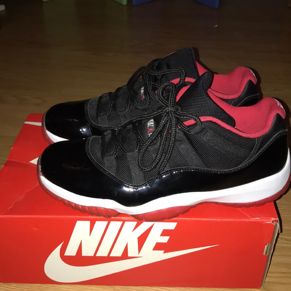 Air Jordan Bred 11 Low Size 10